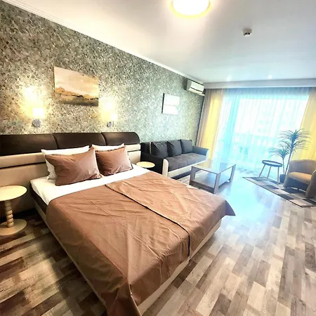Apartment мирамар палас, роял апарт
