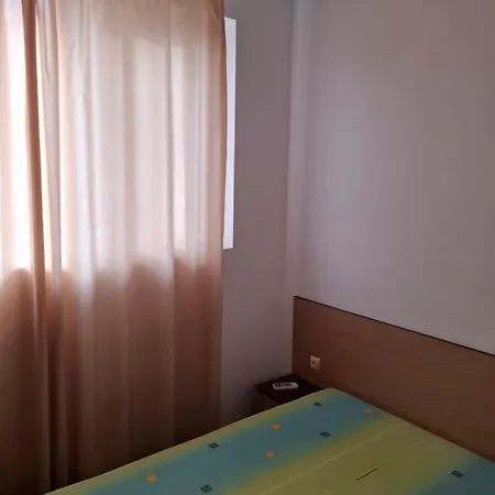 Apartment апартхотел- салена *