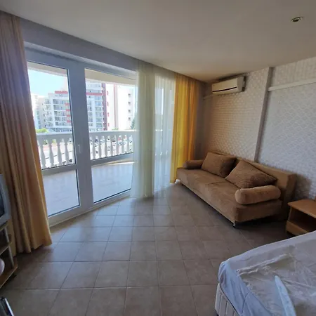 Apartamento мирамар палас, роял апарт
