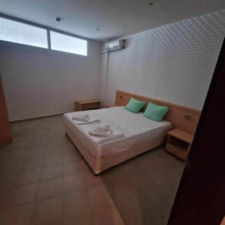 Apartamento мирамар палас, роял апарт