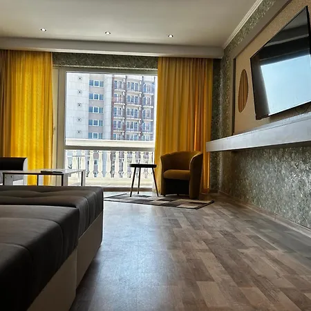 Apartamento мирамар палас, роял апарт