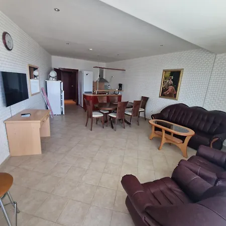 мирамар палас, роял апарт Apartamento *