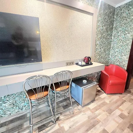 мирамар палас, роял апарт Apartamento